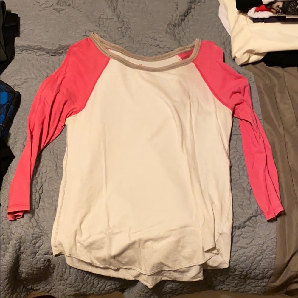 Quarter sleeve shirt